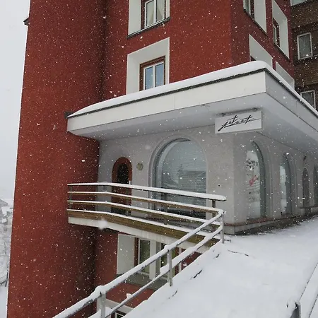 Rota Hus Nr 9 *