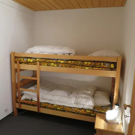 Rota Hus Nr 9 * 아로사